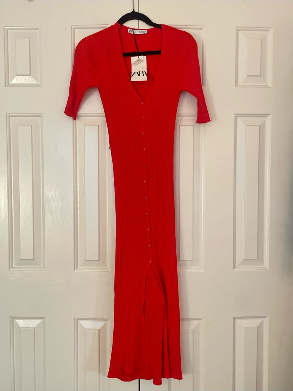 Zara Vibrant Red Ribbed Button-Down Midi Dress